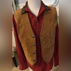 Cripple Creek Vintage Brown Suede Vest w Ornate Silver Snaps Leather Lacing Trim